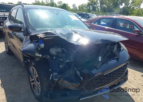 2021 Ford Escape Sel z USA, uszkodzony, nr VIN 1FMCU9H65MUB22488